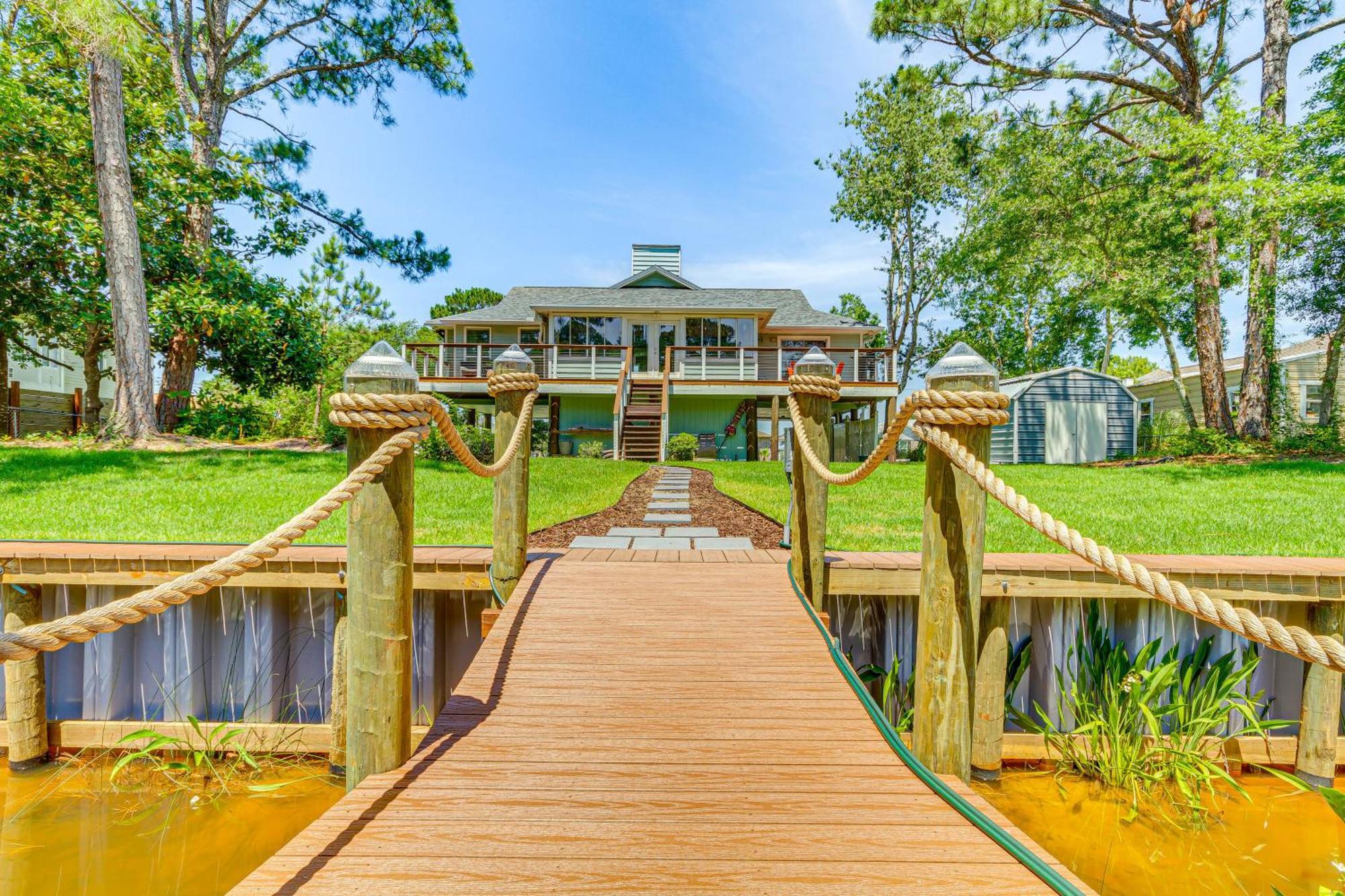 Waterfront Florida Vacation Rental With Boat Dock Milton Esterno foto